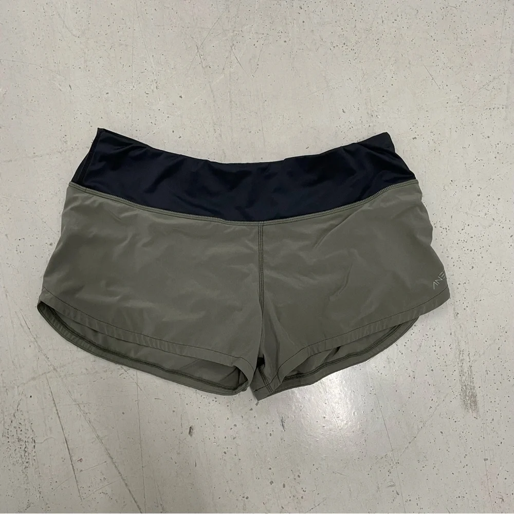 ANETIK Women's Olive and Black Athletic Shorts Size Small